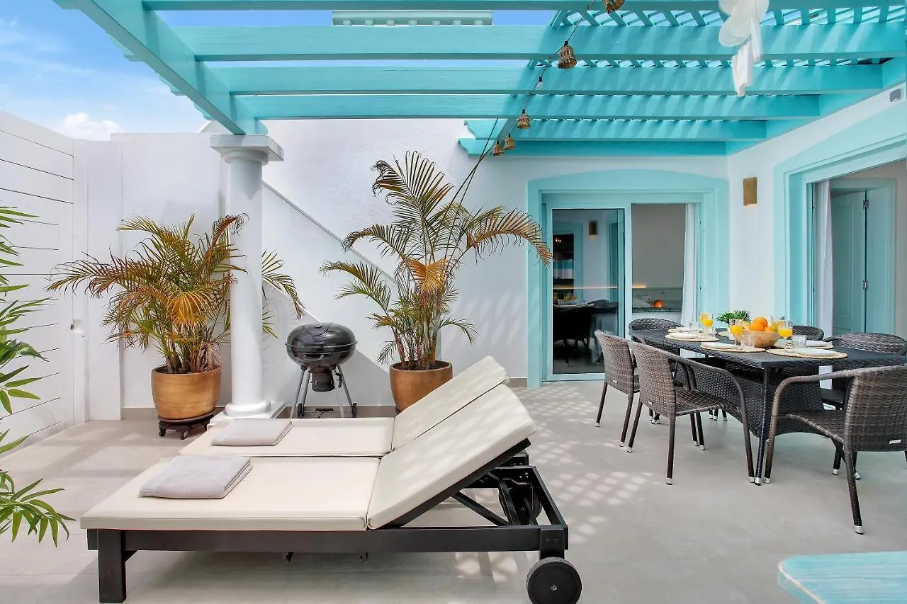Orange Light With Private Pool Villa Corralejo Spain