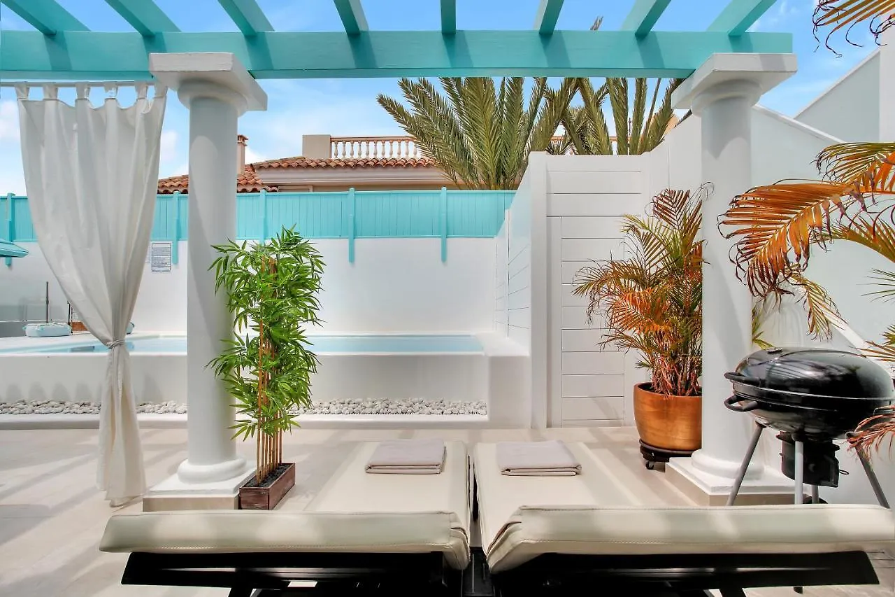 Orange Light With Private Pool Villa Corralejo